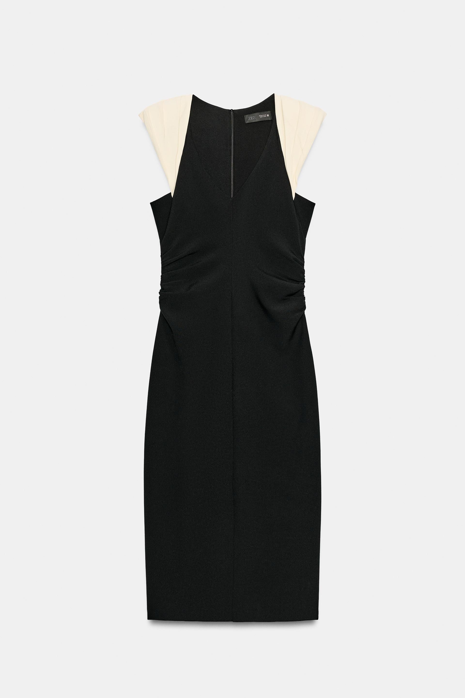 #060B07, Noir / Blanc